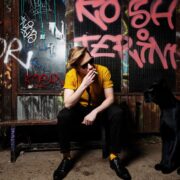 Tracy se vrací i se svým tygrem